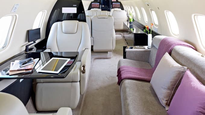 Legacy 600 Interior