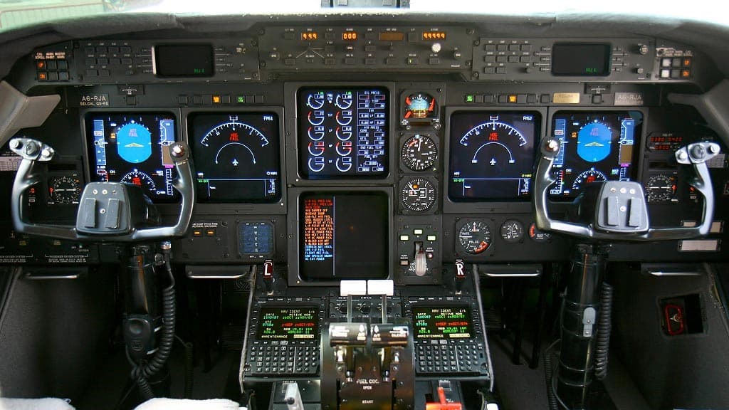 G300 Cabina de Mando