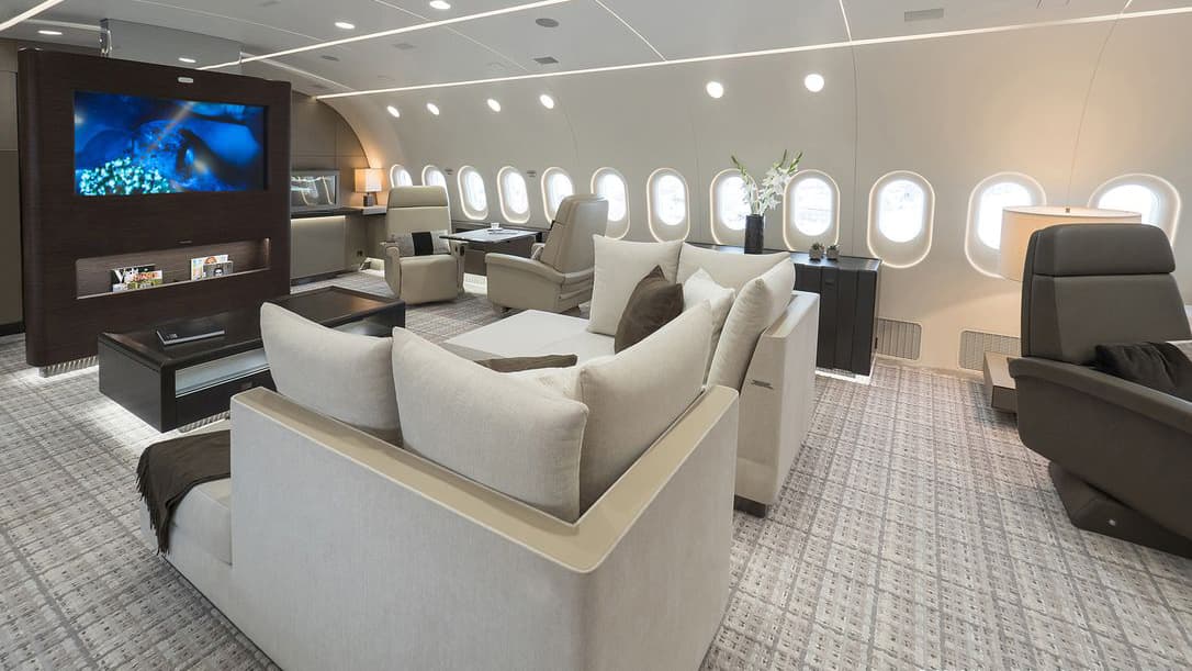787-8 VIP Interior