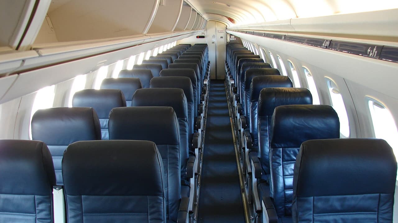 ERJ 145 Interior