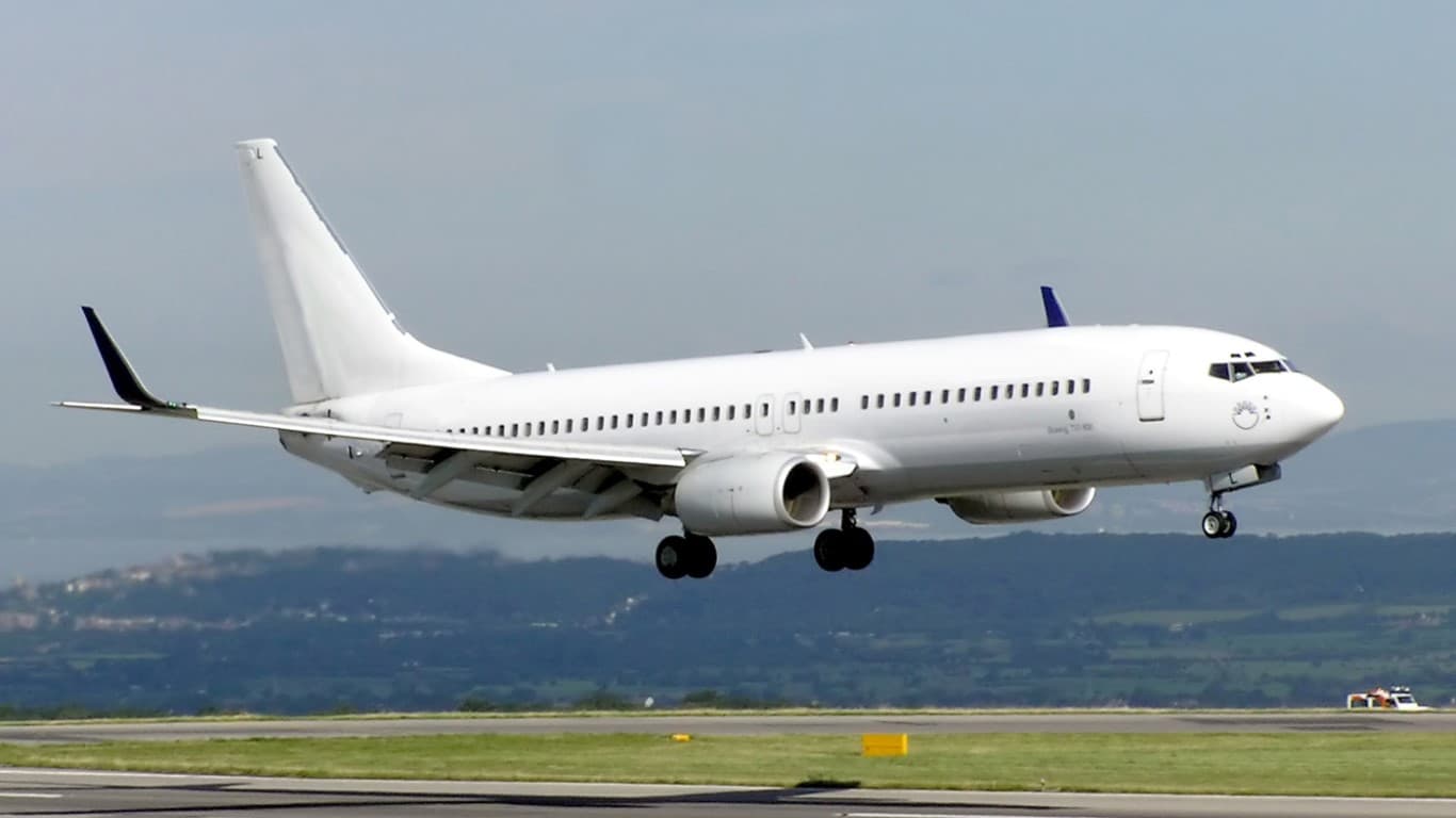 737-800