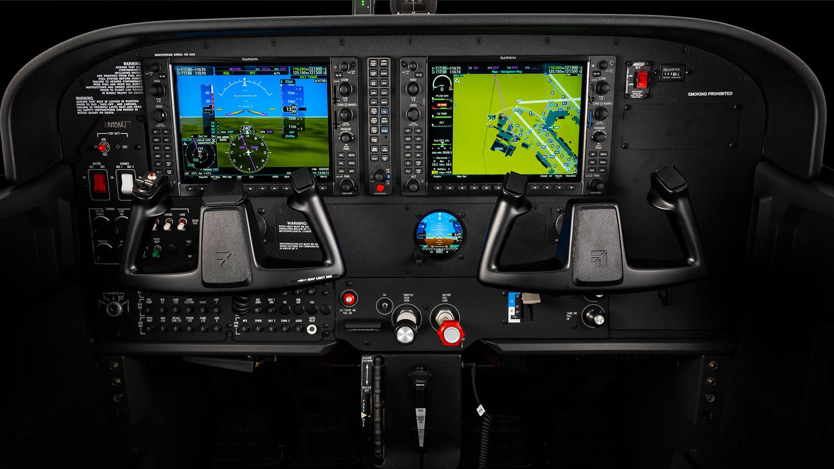 Skyhawk 172 Cockpit