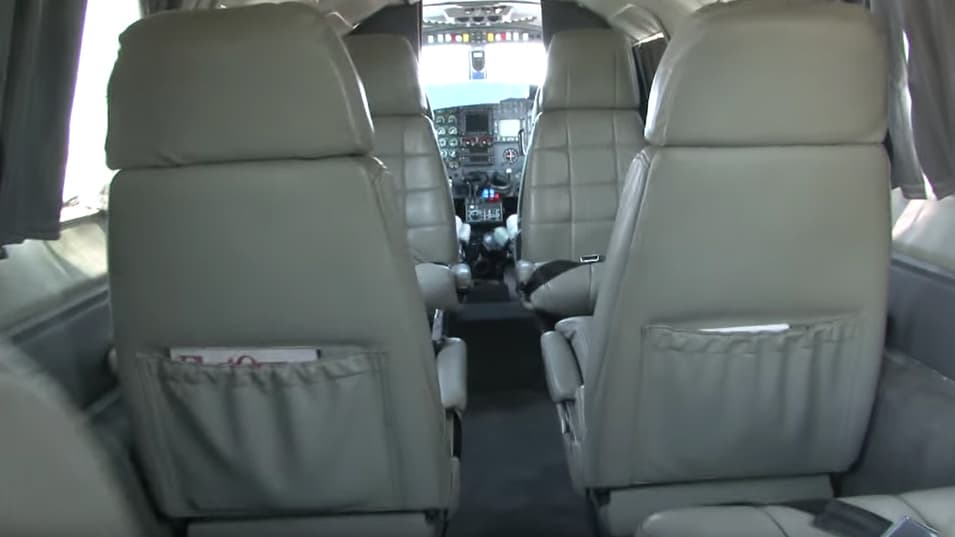 PA-42 Cheyenne III in flight