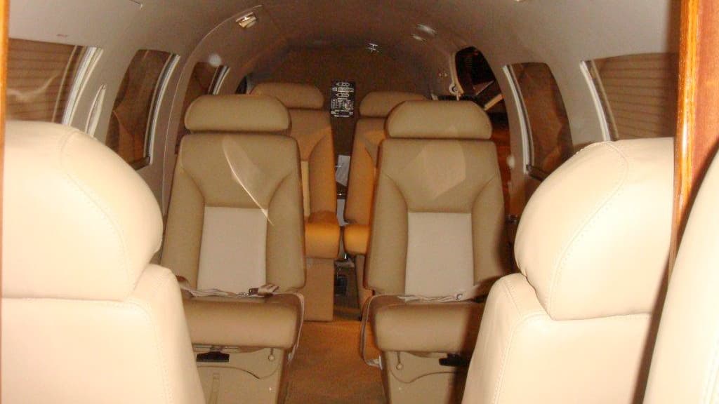PA-31-310 Navajo Interior
