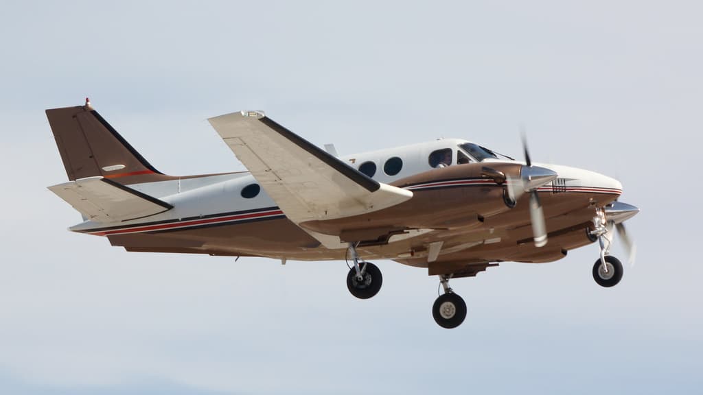 King Air E90