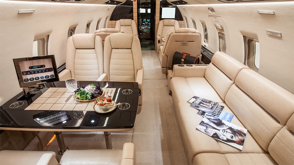 Challenger 604 Interior