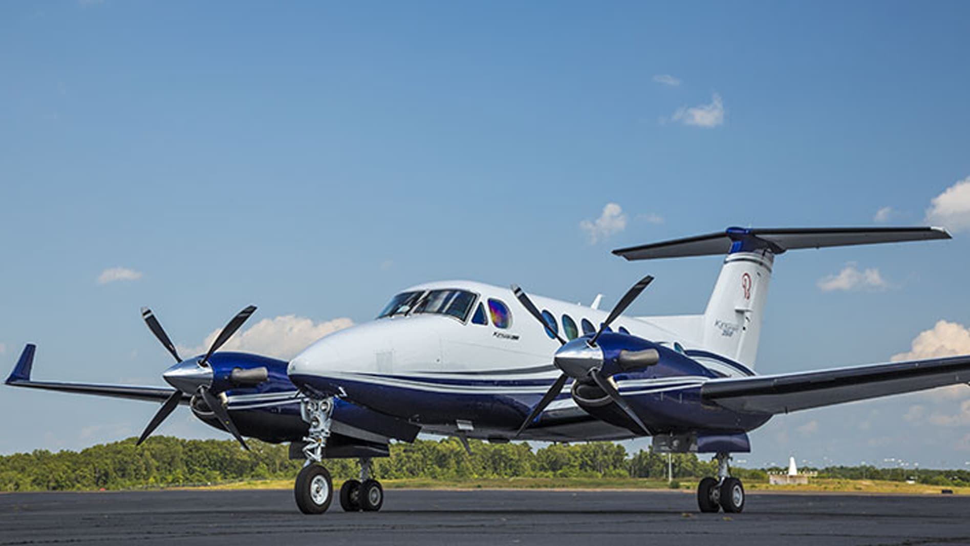 King Air 260 in flight