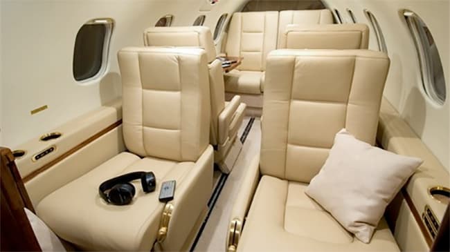 Learjet 36A en vuelo