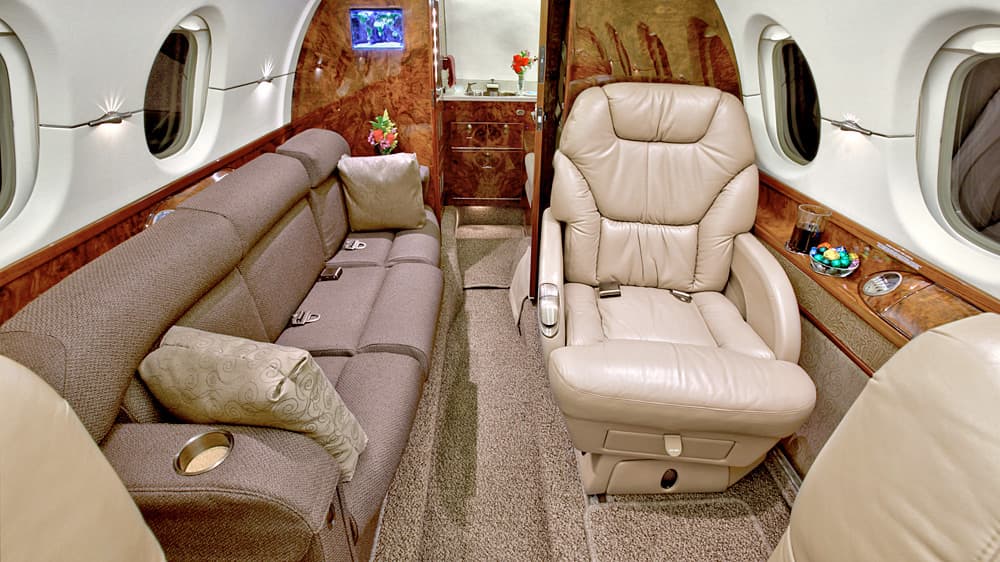 Hawker 800 Interior