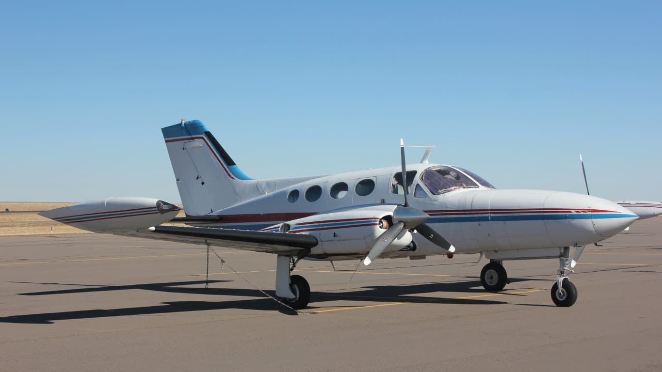 CE-402 Business/Utiliner