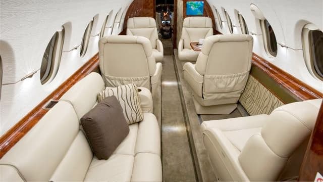 Hawker 850XP Interior