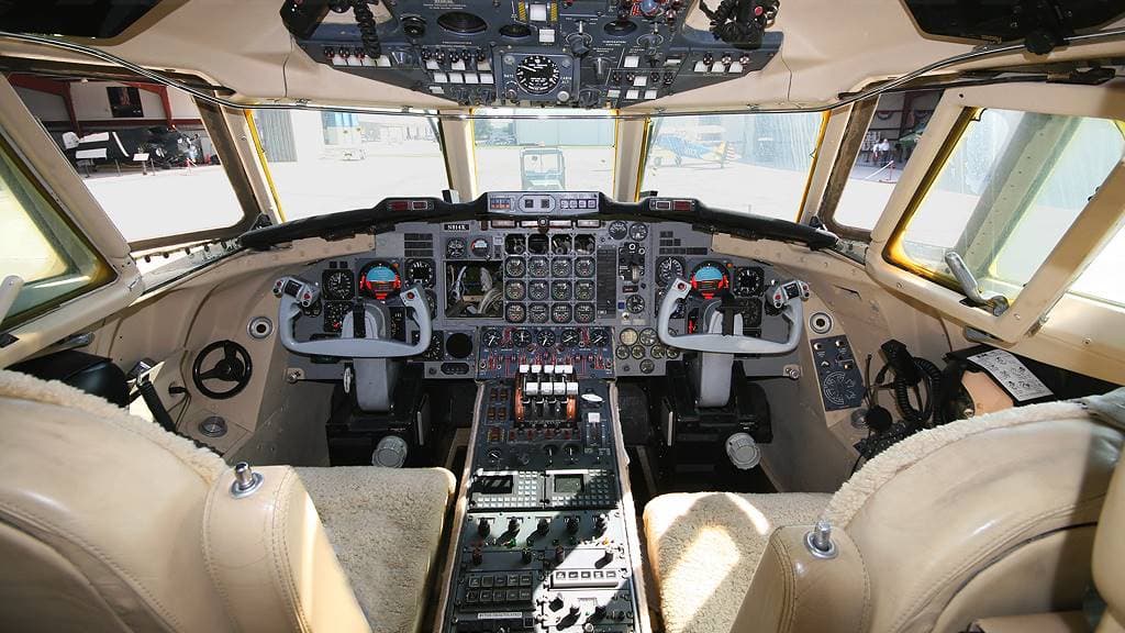 Jetstar II Cockpit