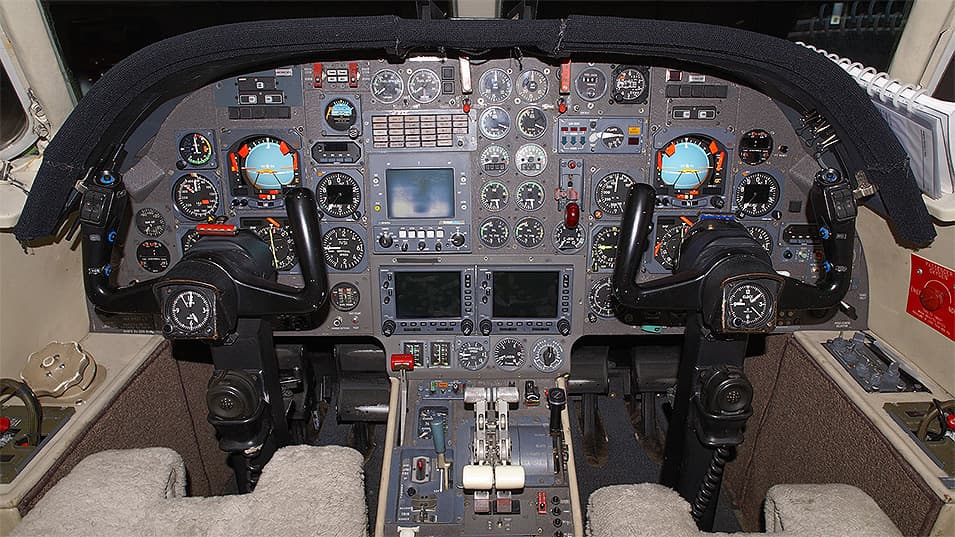 Falcon 10 Cabina de Mando
