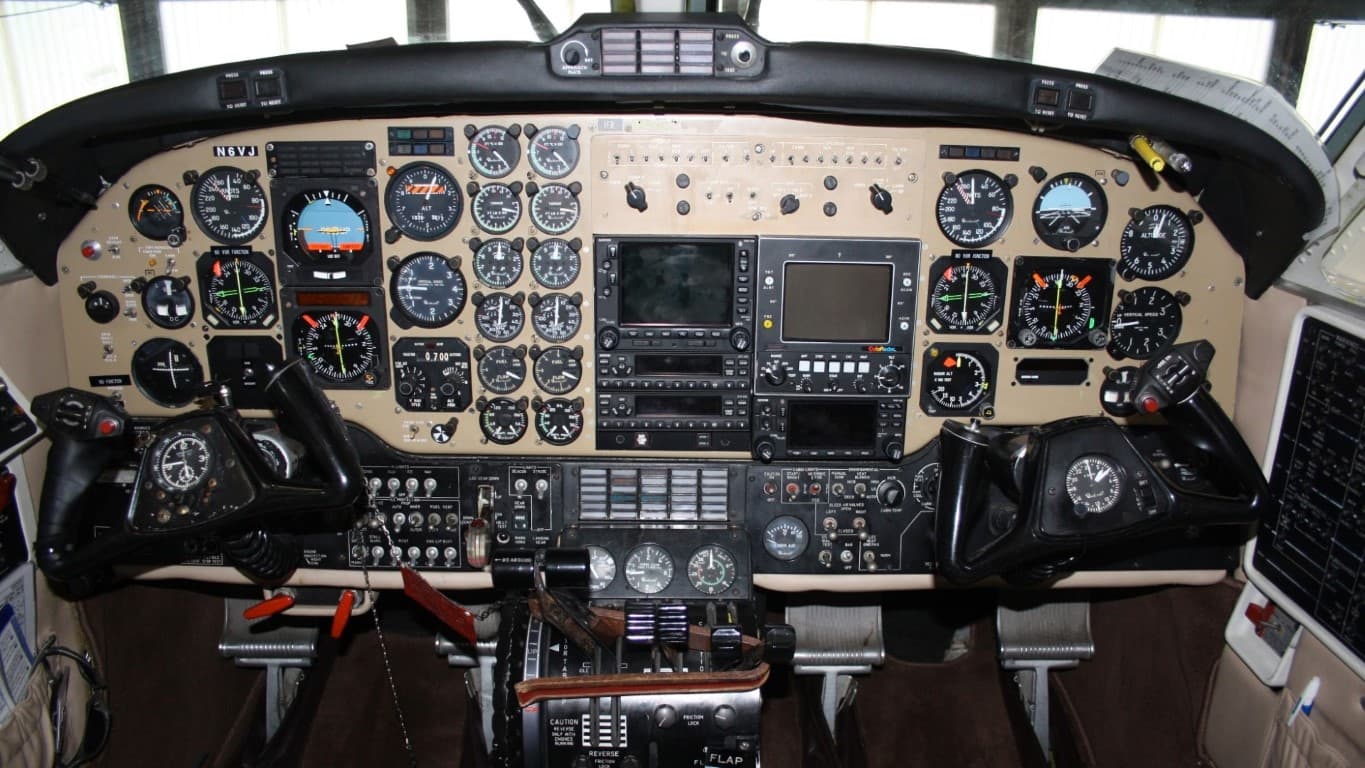 King Air F90 Cockpit