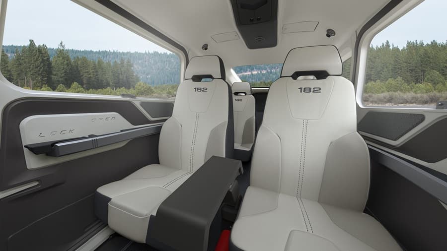 CE-182 Skylane Intérieur