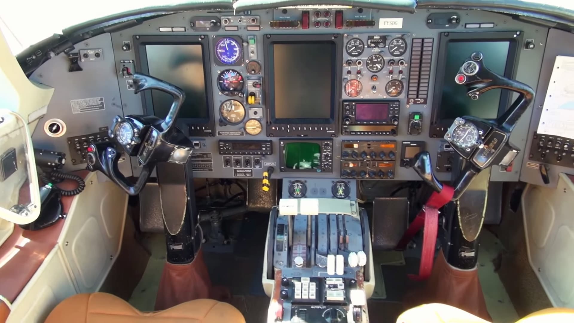 EMB 121 Xingu Cockpit