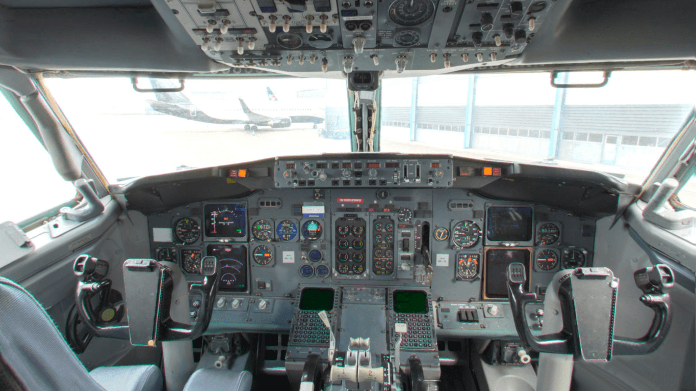 737-500 VIP Interior