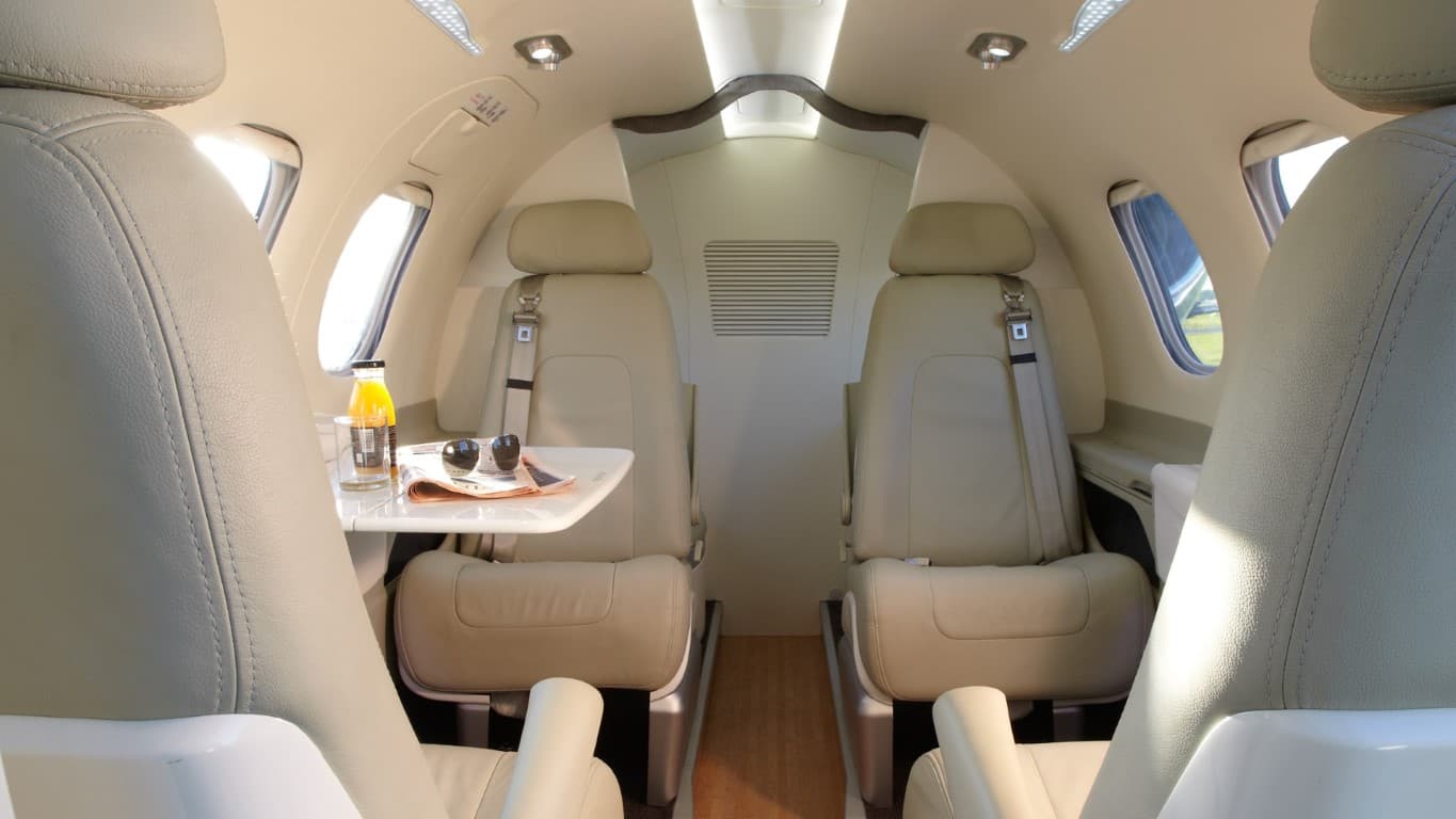 Phenom 100 Interior