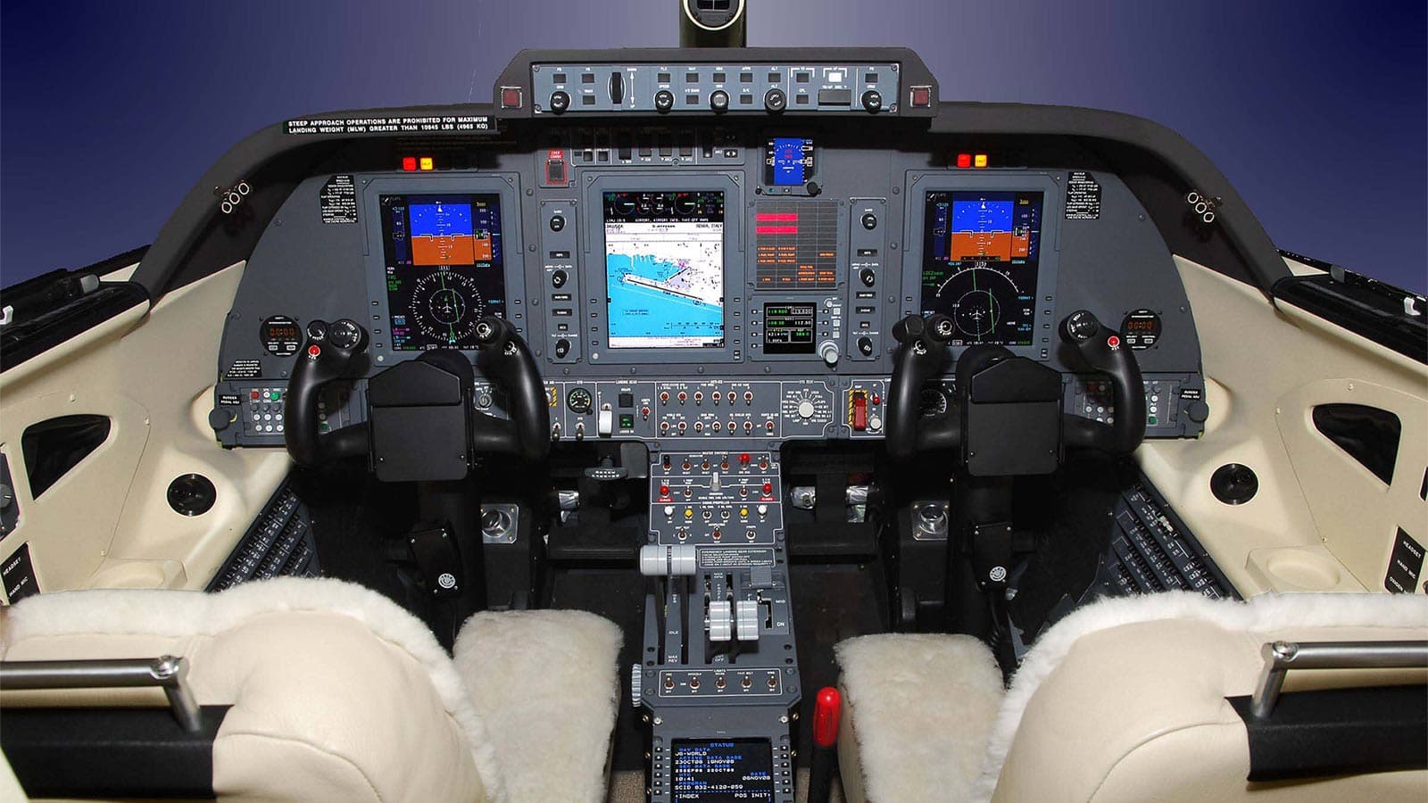 P180 Avanti II Cockpit