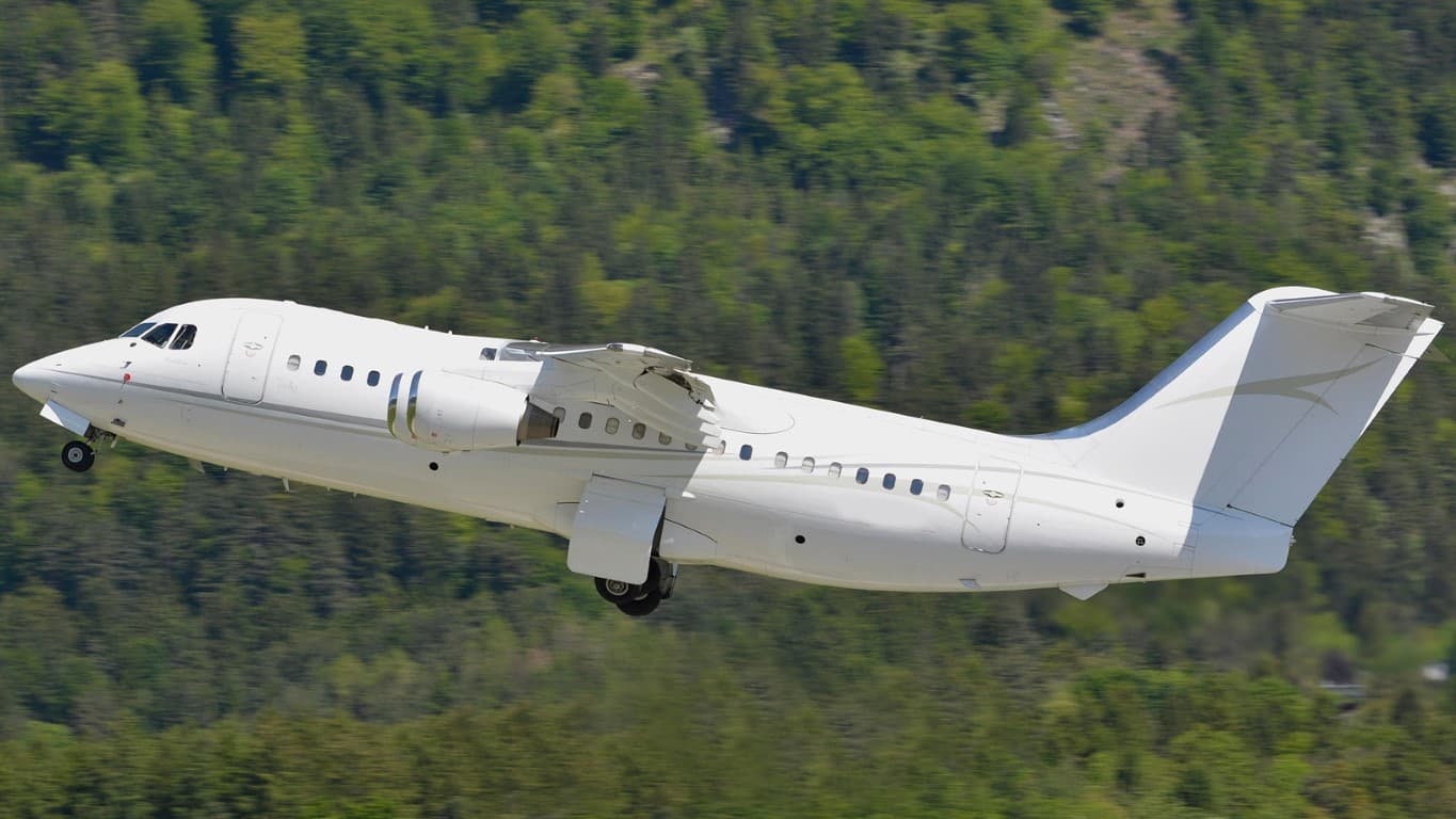 146-200/AVRO RJ85