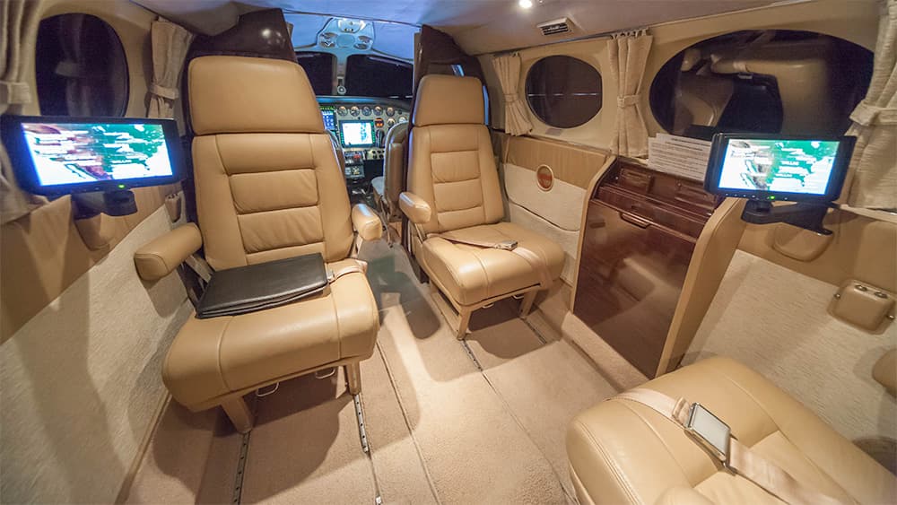 414 Chancellor in flight