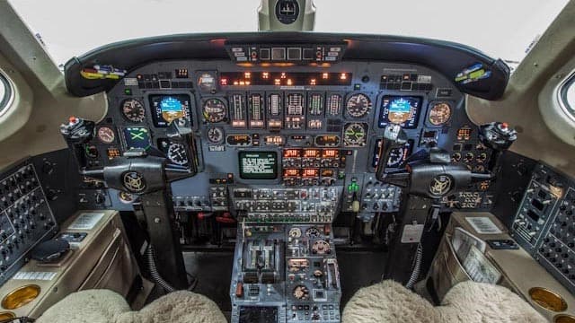 Citation VII Cabina de Mando