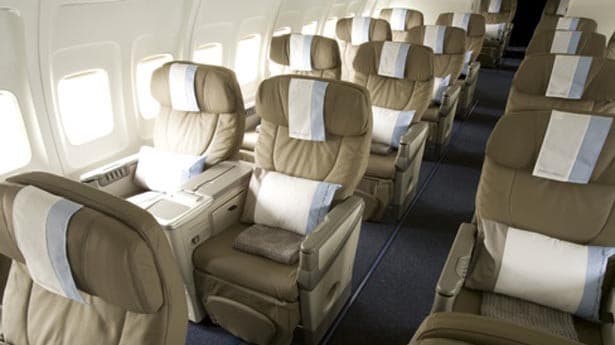 757-200 VIP in flight