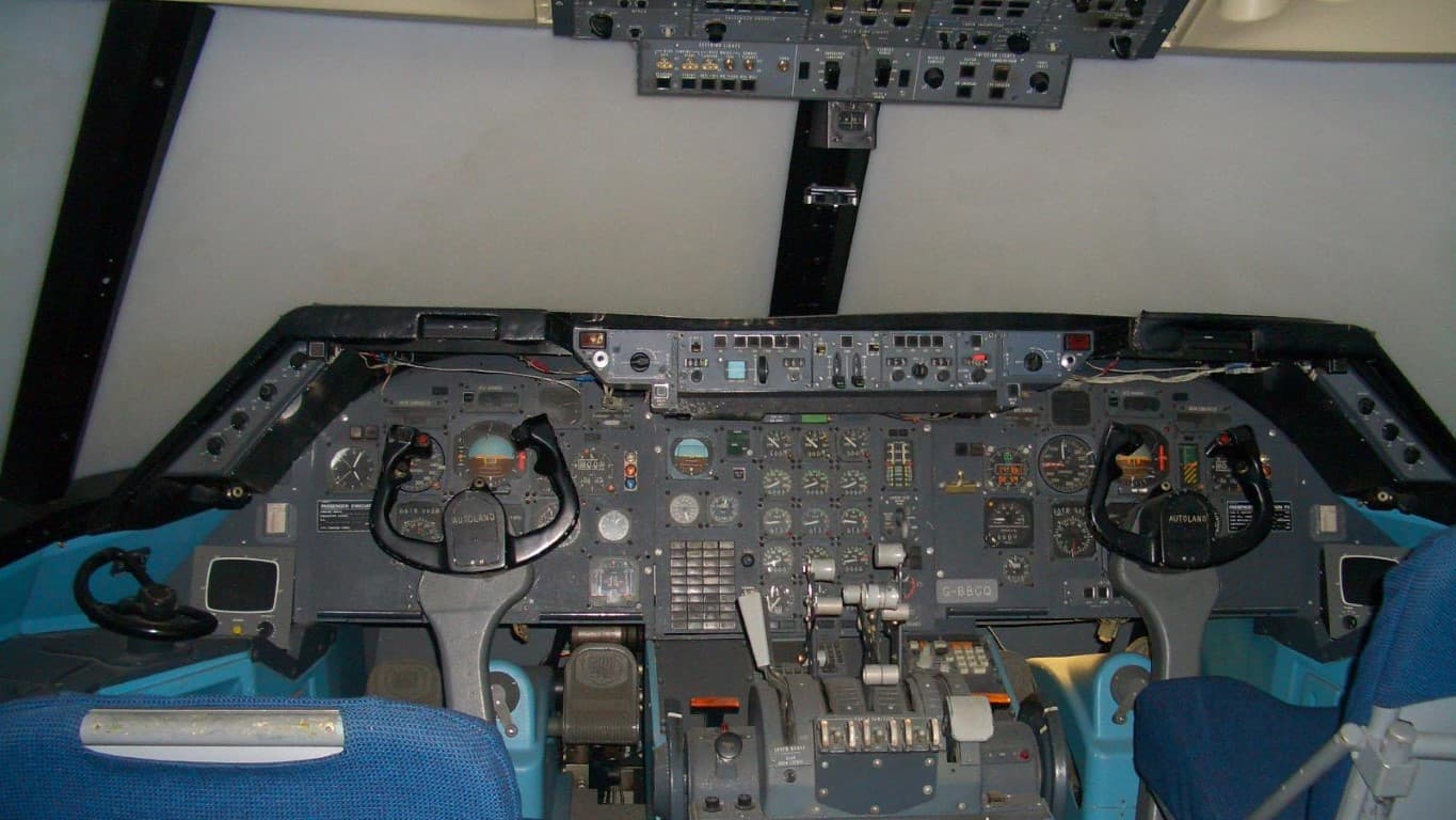 TriStar L-1011 Cabina de Mando