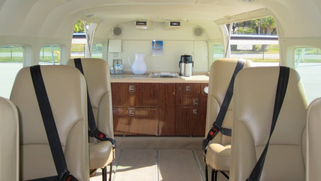Caravan C208A Interior