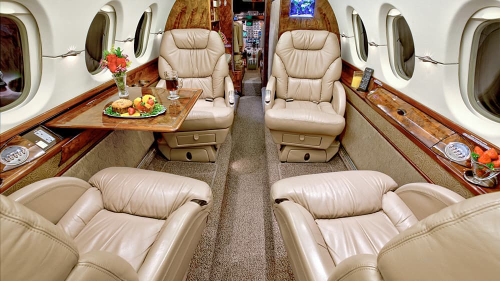 Hawker 800 en vuelo